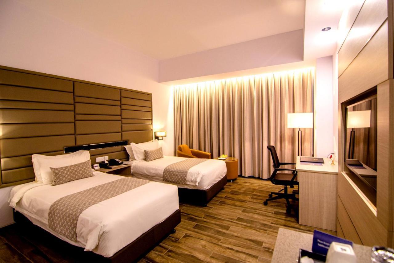 Best Western Sks Chattogram Chittagong Buitenkant foto
