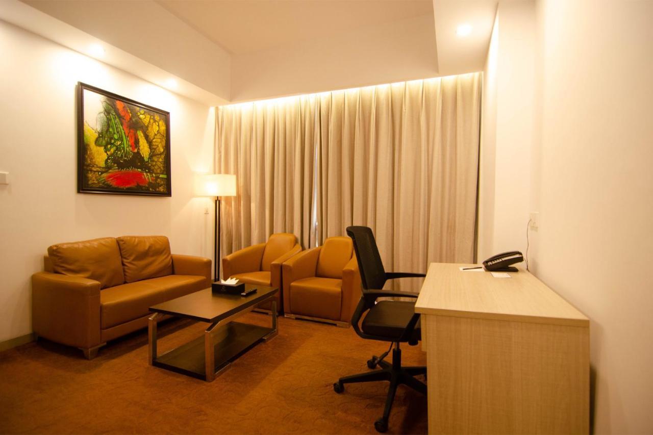 Best Western Sks Chattogram Chittagong Buitenkant foto